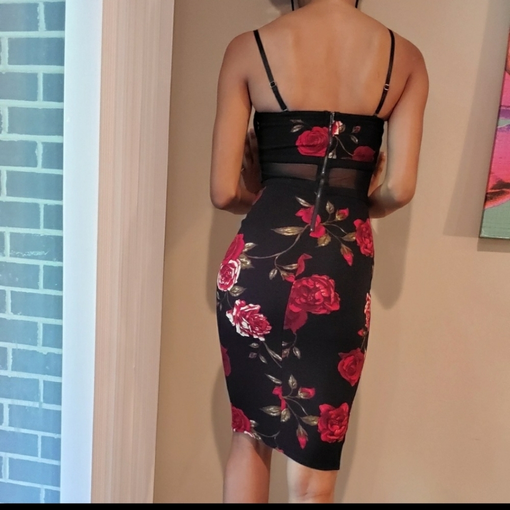 Women's black/red dress